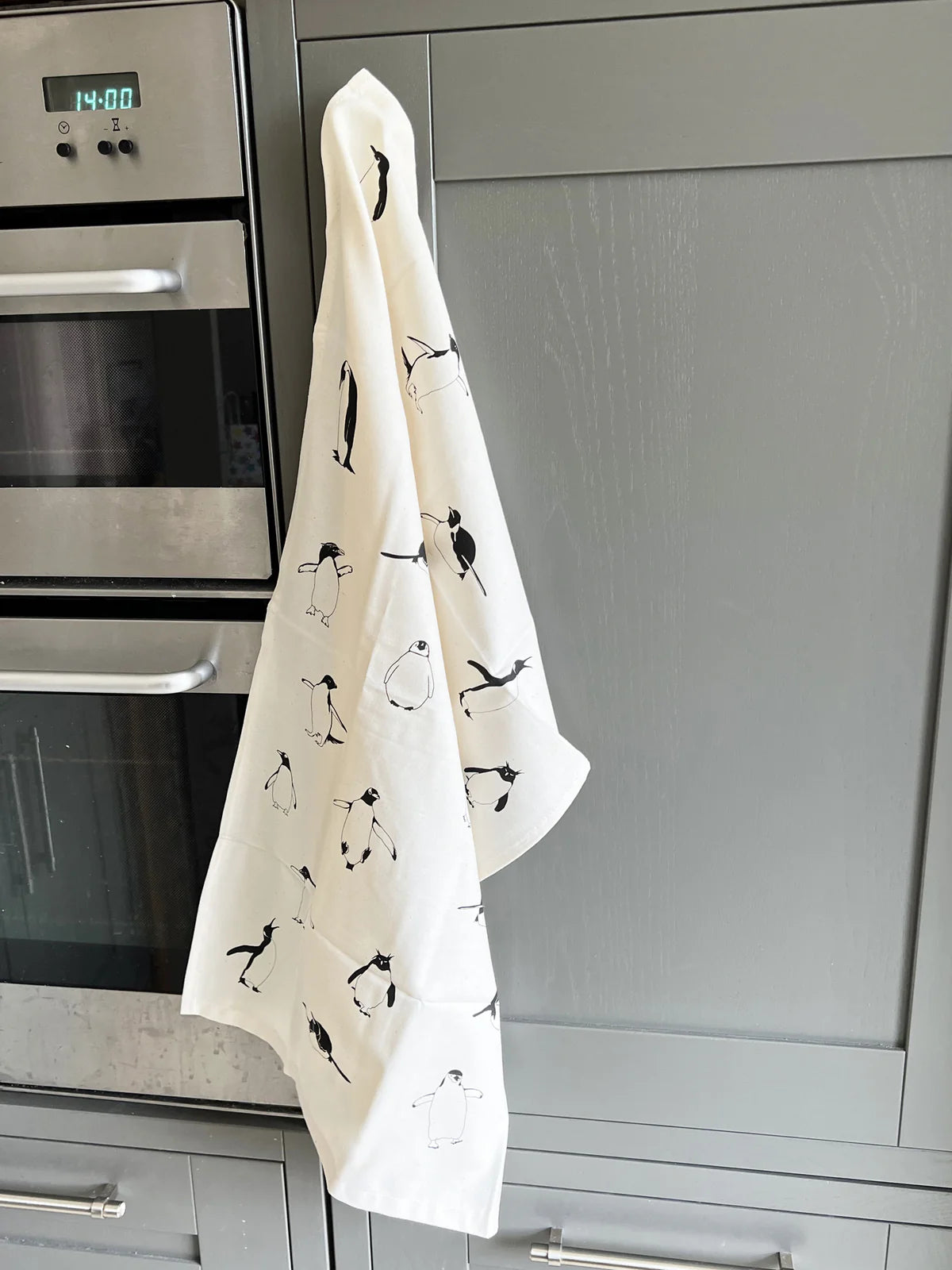 Antarctic Penguins tea towel