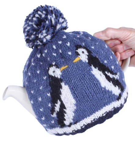 Penguin teacosy